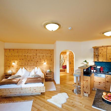 Grizzly Sport & Motorrad Resort Санкт-Маргаретен-им-Лунгау Экстерьер фото