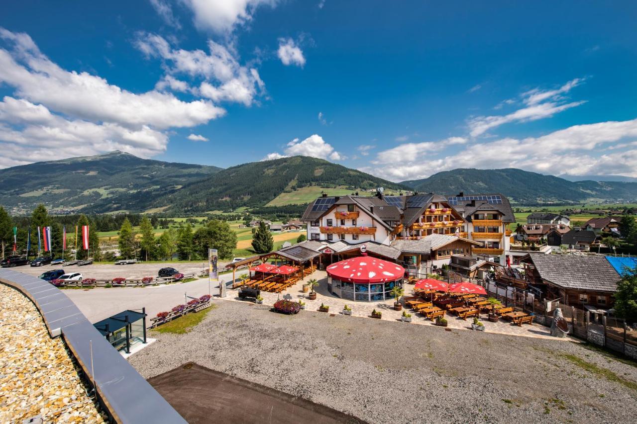 Grizzly Sport & Motorrad Resort Санкт-Маргаретен-им-Лунгау Экстерьер фото