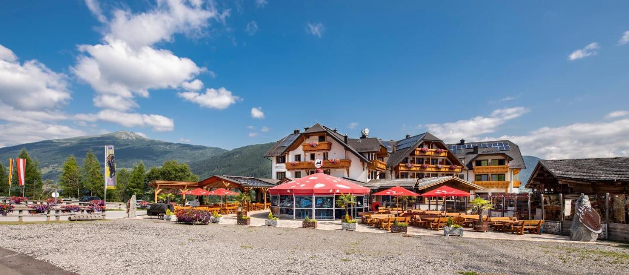 Grizzly Sport & Motorrad Resort Санкт-Маргаретен-им-Лунгау Экстерьер фото