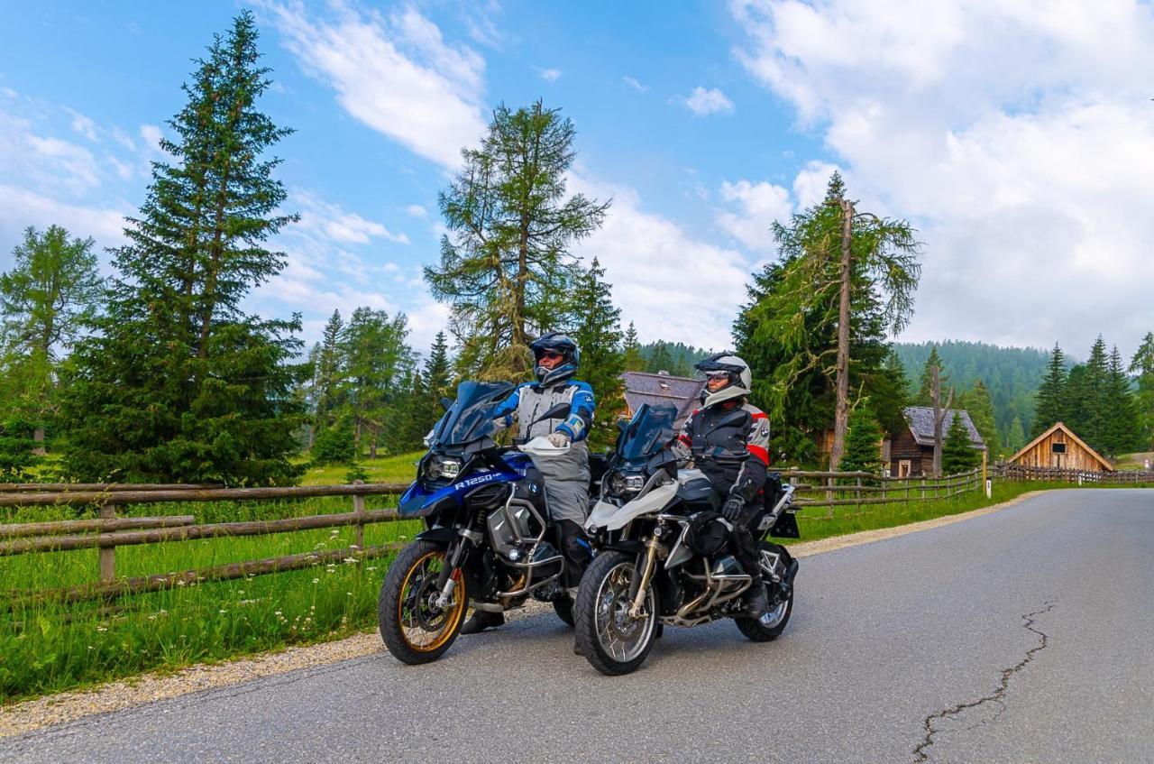 Grizzly Sport & Motorrad Resort Санкт-Маргаретен-им-Лунгау Экстерьер фото