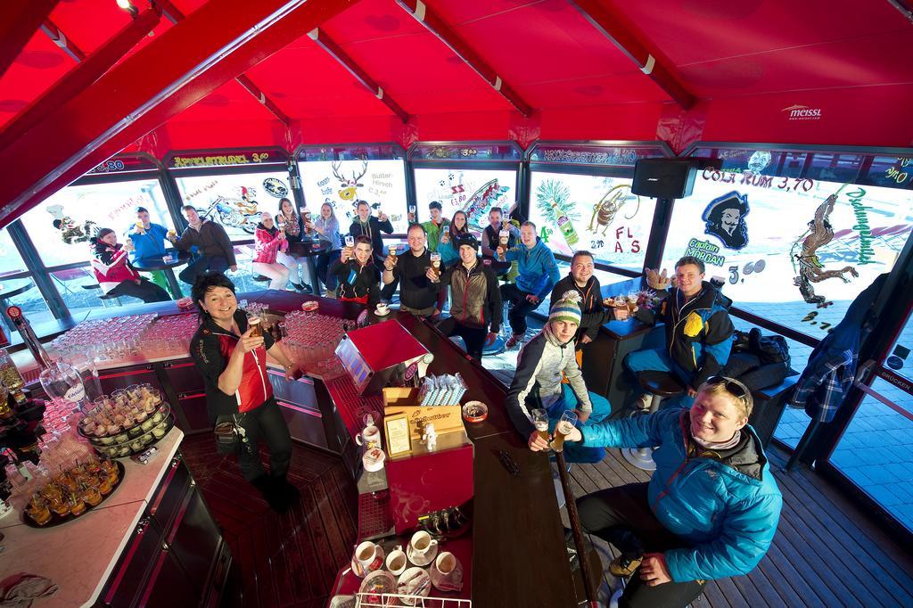 Grizzly Sport & Motorrad Resort Санкт-Маргаретен-им-Лунгау Экстерьер фото