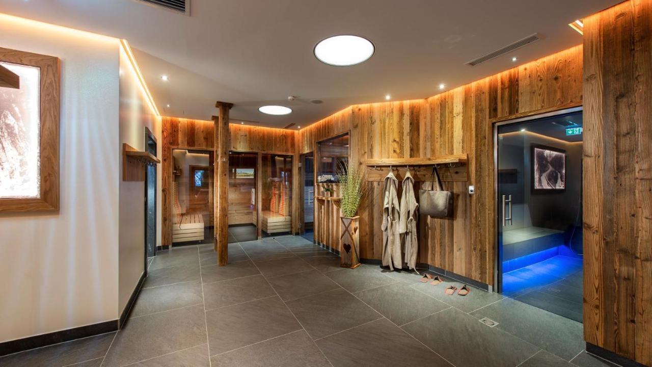 Grizzly Sport & Motorrad Resort Санкт-Маргаретен-им-Лунгау Экстерьер фото