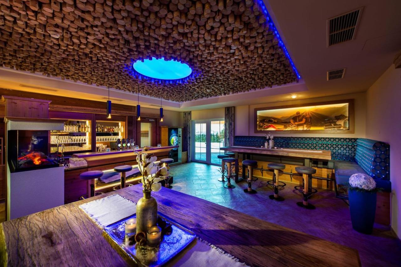 Grizzly Sport & Motorrad Resort Санкт-Маргаретен-им-Лунгау Экстерьер фото