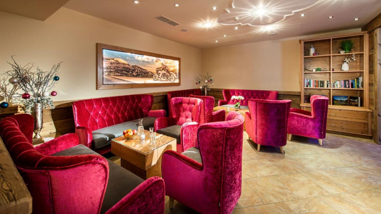 Grizzly Sport & Motorrad Resort Санкт-Маргаретен-им-Лунгау Экстерьер фото